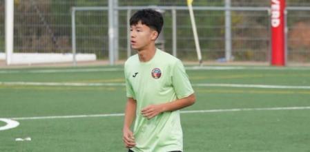 xingkongsport-世体:巴萨签下15岁哈萨克斯坦小将门迪卡诺夫